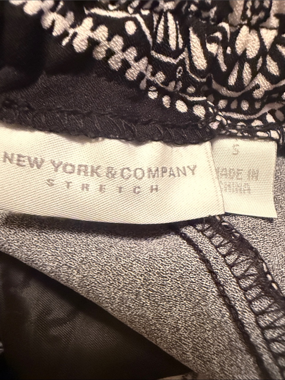 New York & Company Paisley Wide-Leg Palazzo Pants - Size Small - Picture 12 of 14